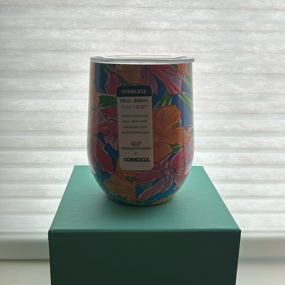 Corkcicle x vineyard vines stemless 12 oz insulated cup